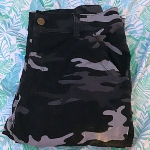 camo cargo pants